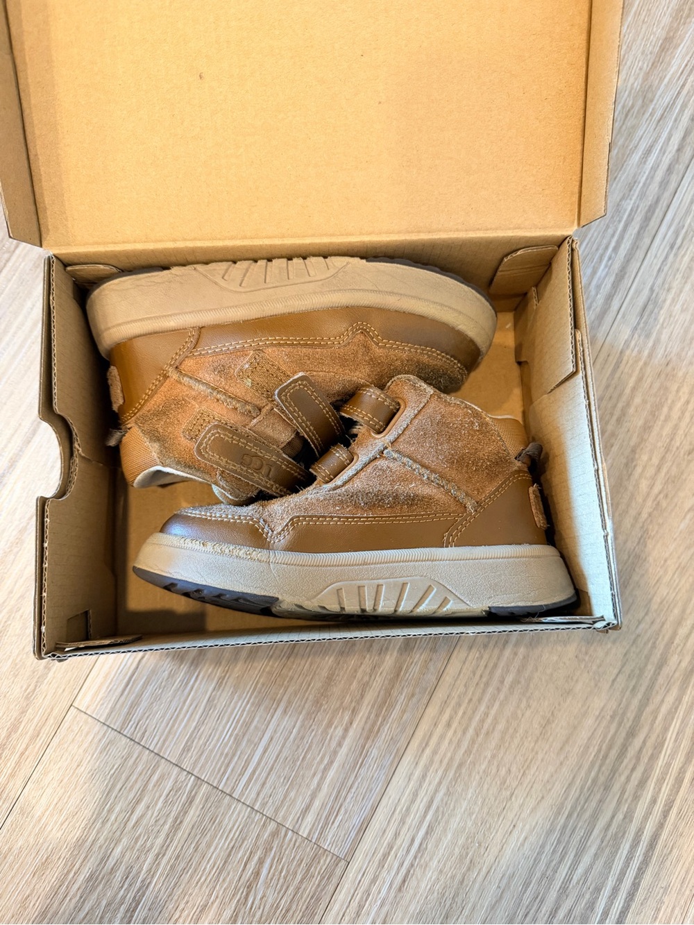 UGG Kids Brown High-Top Velcro boots - Comfortable Everyday Shoes